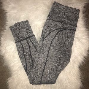 Lululemon | Athletic Printed Leggings 6